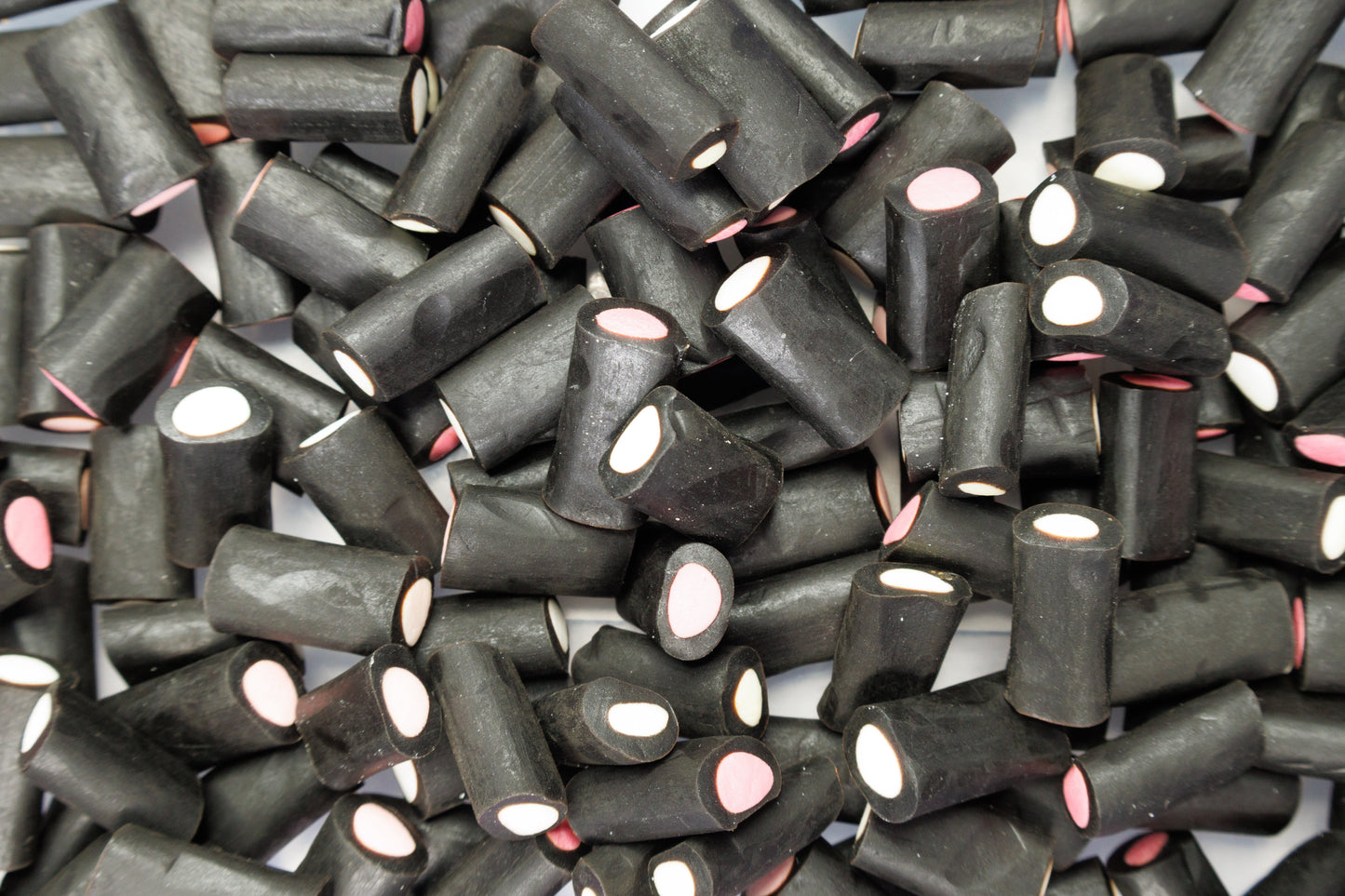 Liquorice Cream Rock